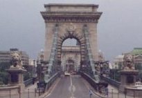 Budapest, il ponte a catene, simbolo dell'unità della città